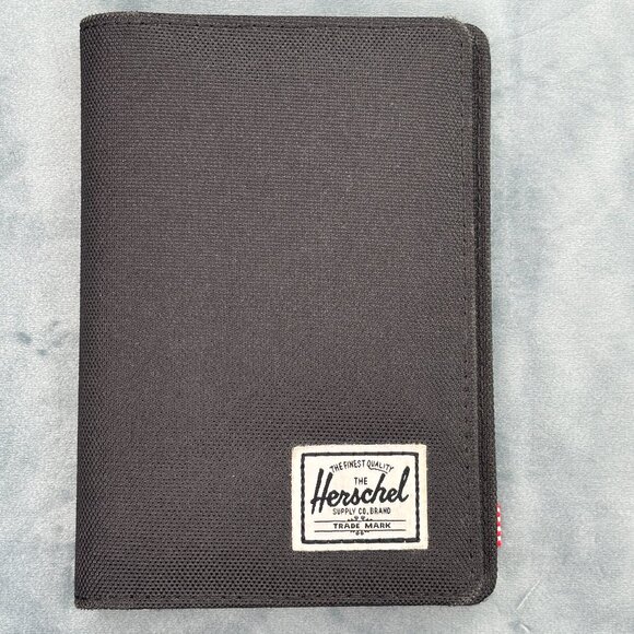 Herschel Supply Co Raynor Passport Holder - Picture 1 of 3